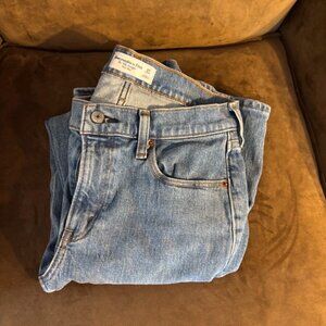 Abercrombie The 90s Straight Mid Rise Jean - 27 Short